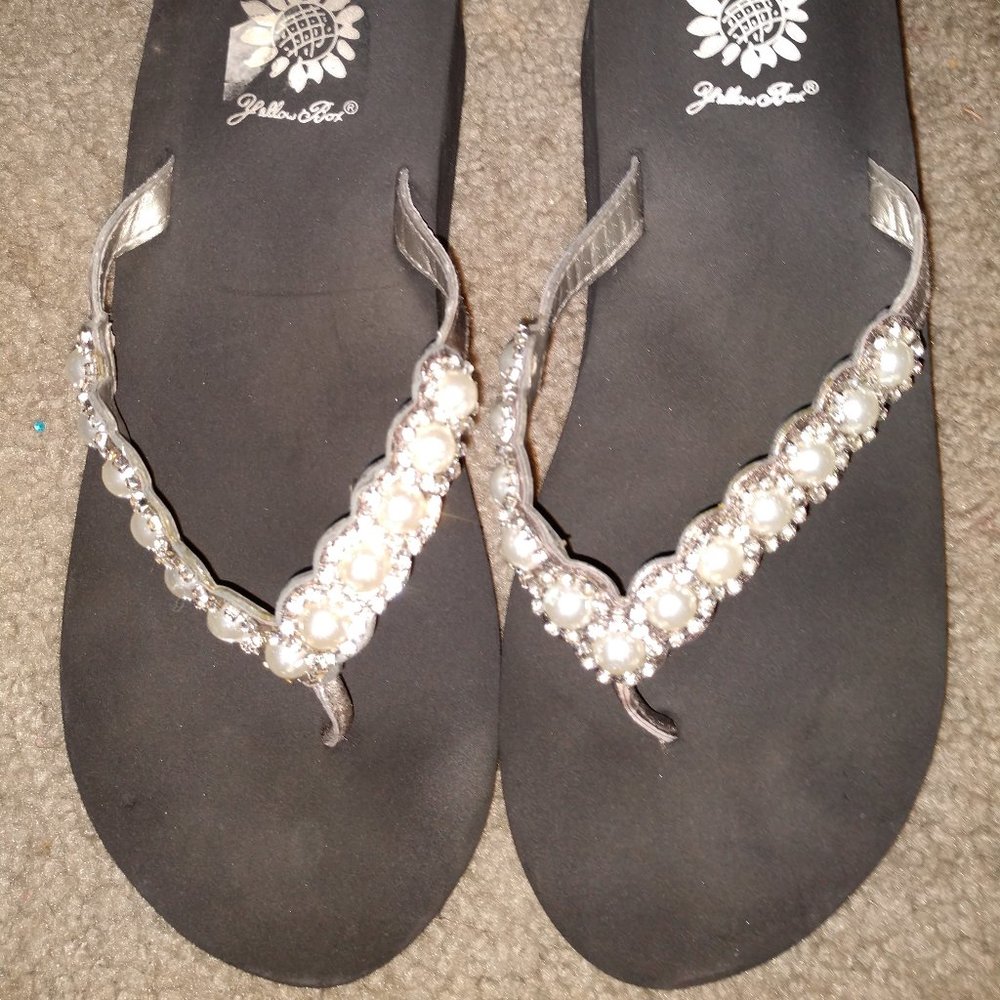 YELLOW BOX BEADED FLIP FLOPS - SIZE 7.5